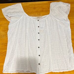 Rewind White Textured Button-Up Blouse